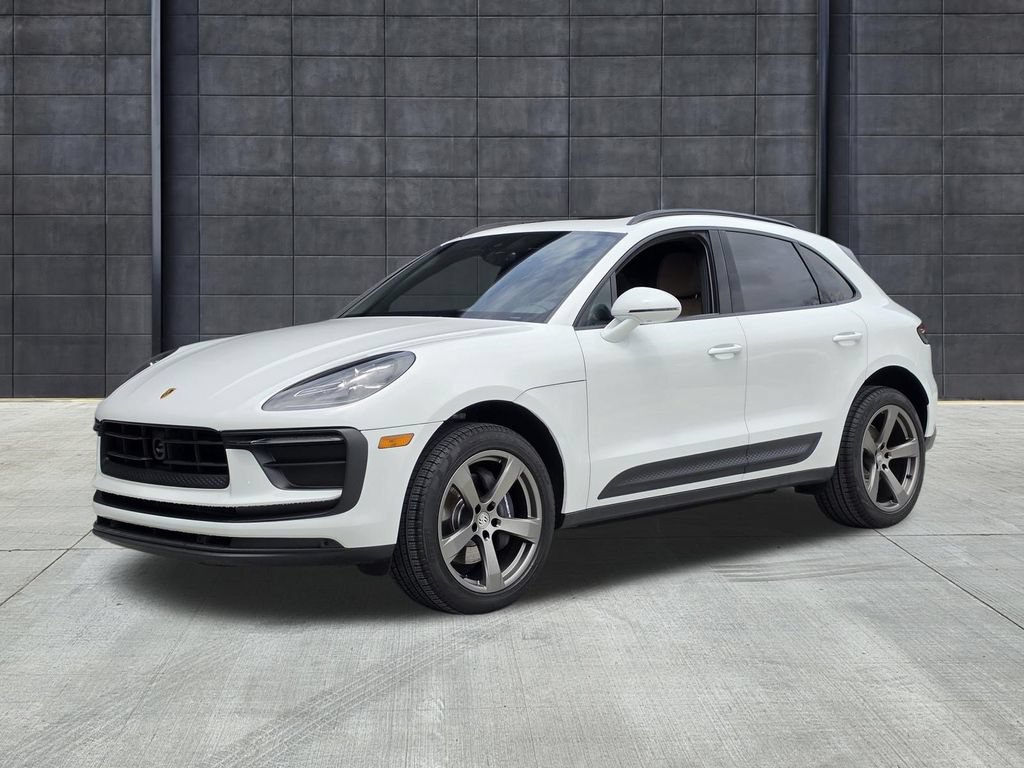 Certified 2026 Porsche Macan AWD/4WD image 1