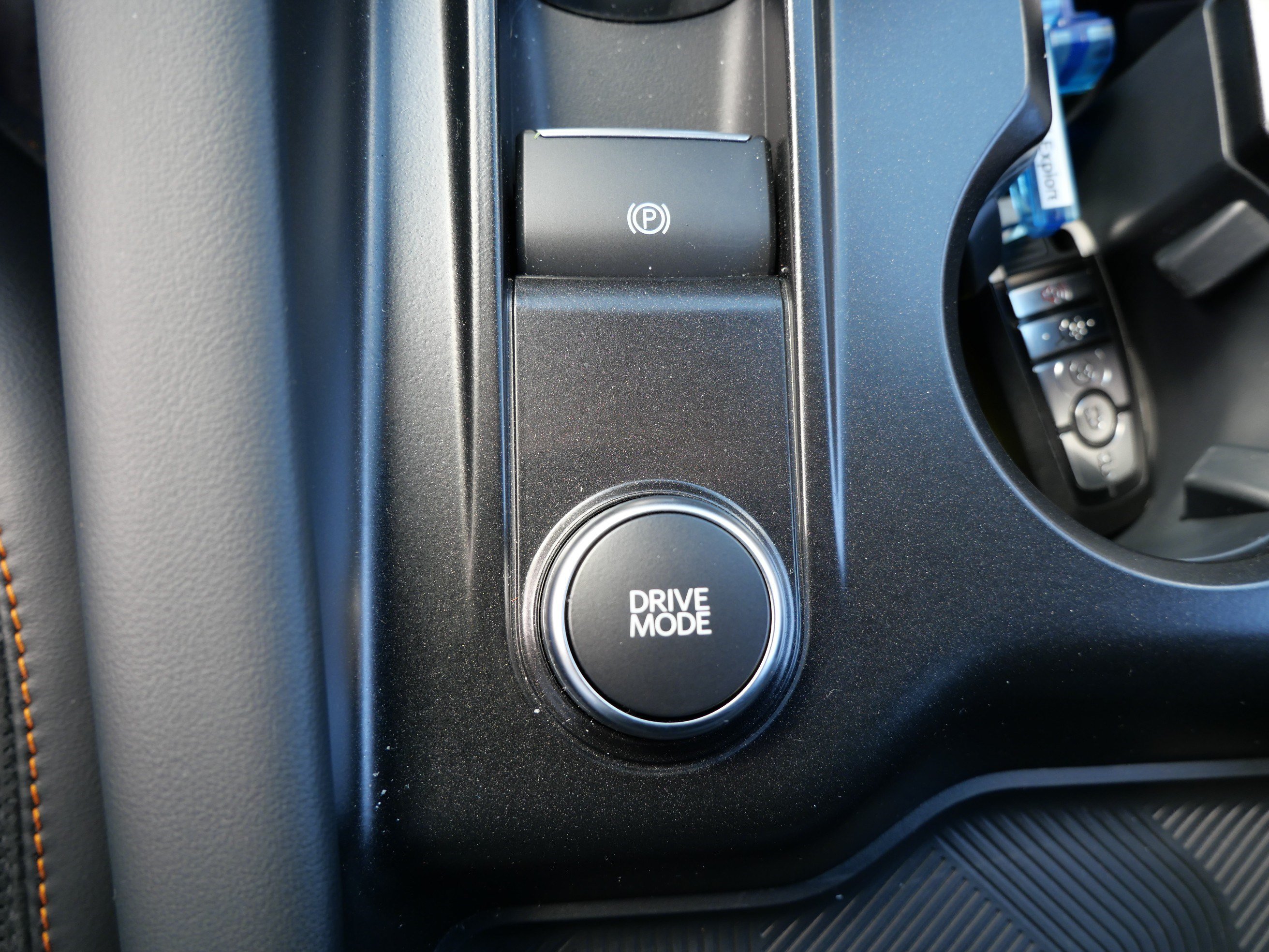 Used 2026 Ford Explorer Tremor w/ Tremor Ultimate Package AWD/4WD image 32