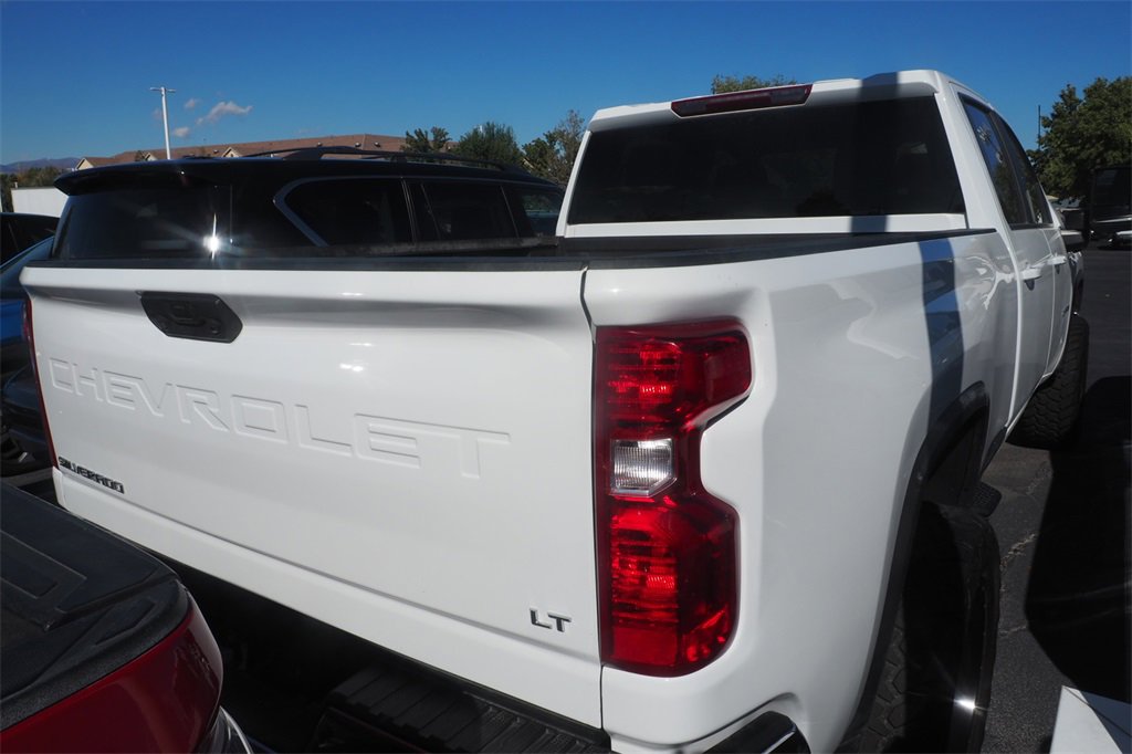Used 2024 Chevrolet Silverado 2500 LT image 3