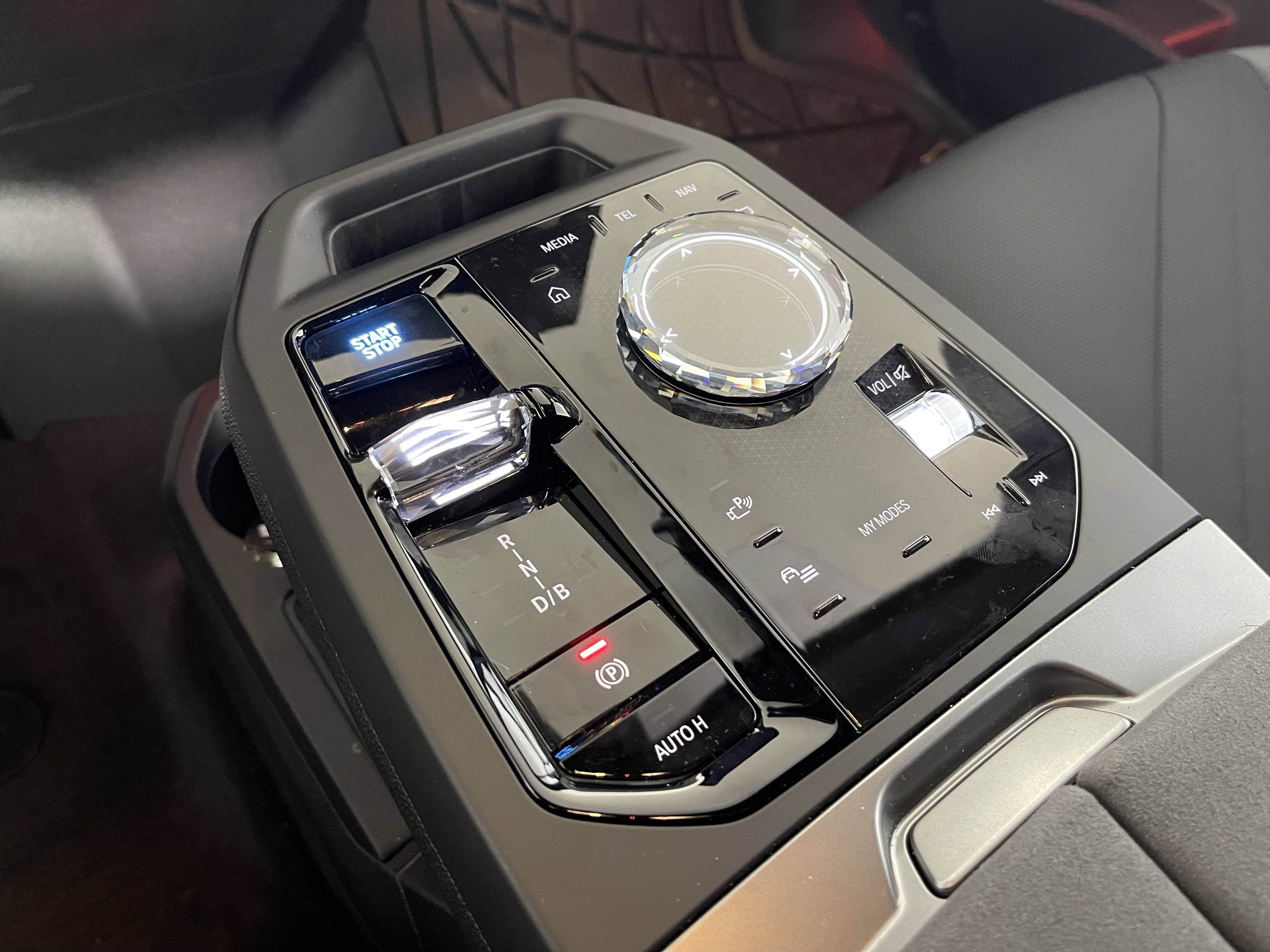 Used 2026 BMW iX xDrive60 w/ M Sport Package image 14