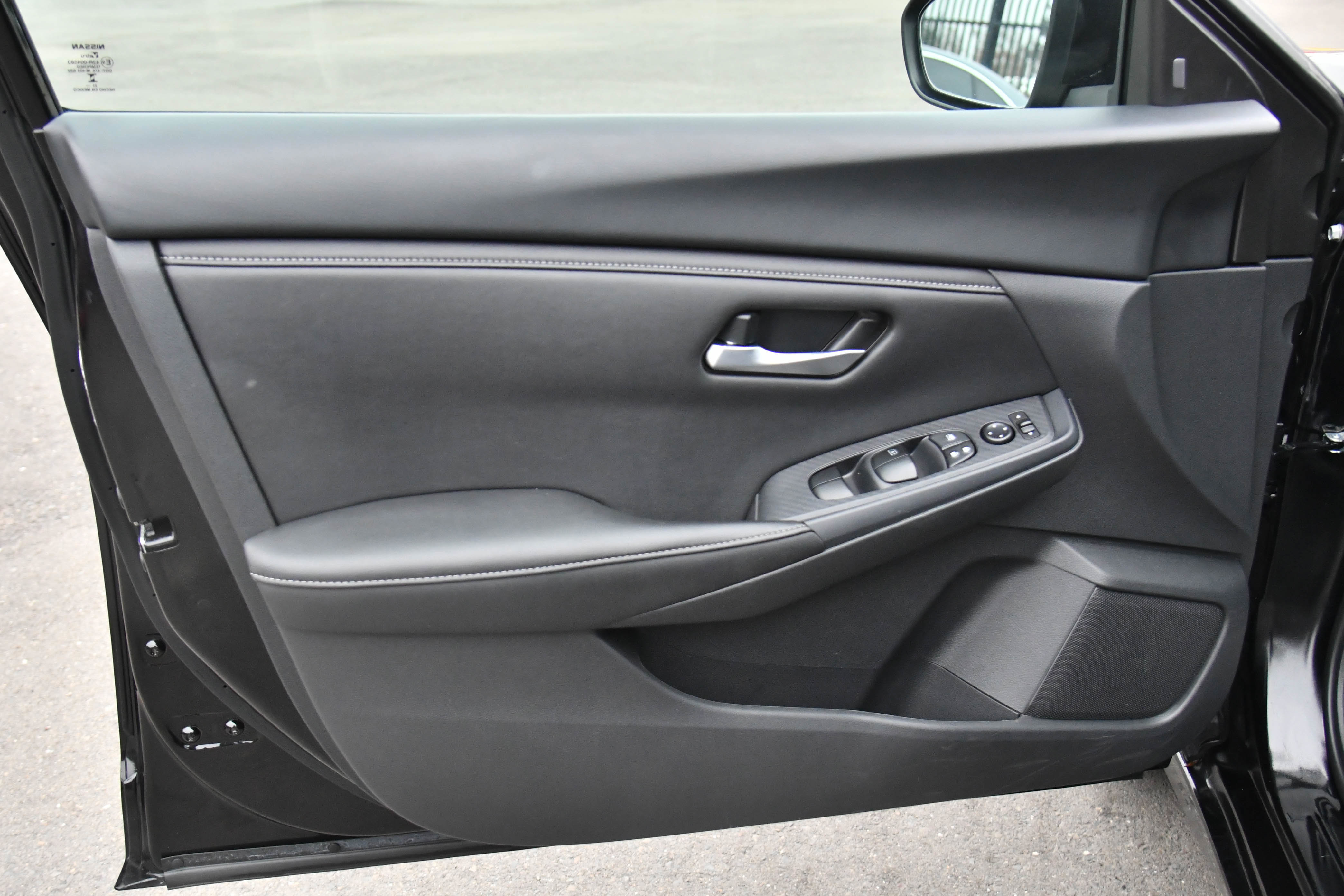 Used 2024 Nissan Sentra SV image 13