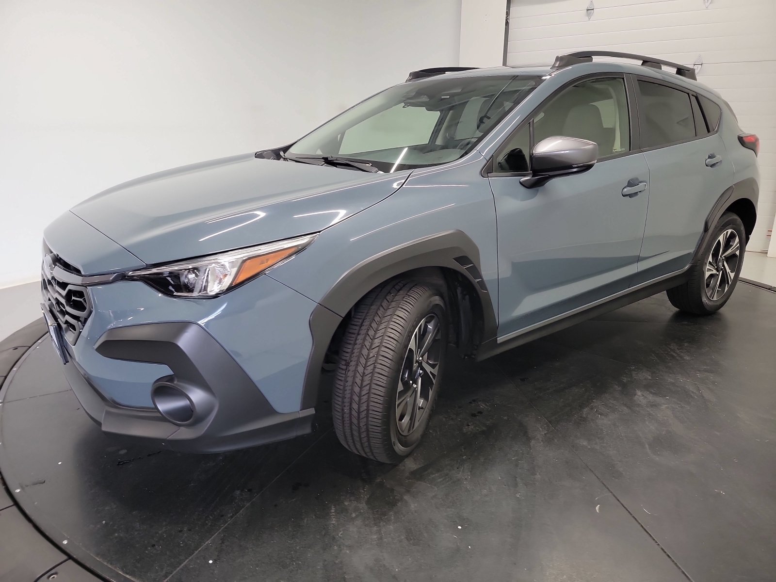 Used 2024 Subaru Crosstrek 2.0i Premium AWD/4WD image 3