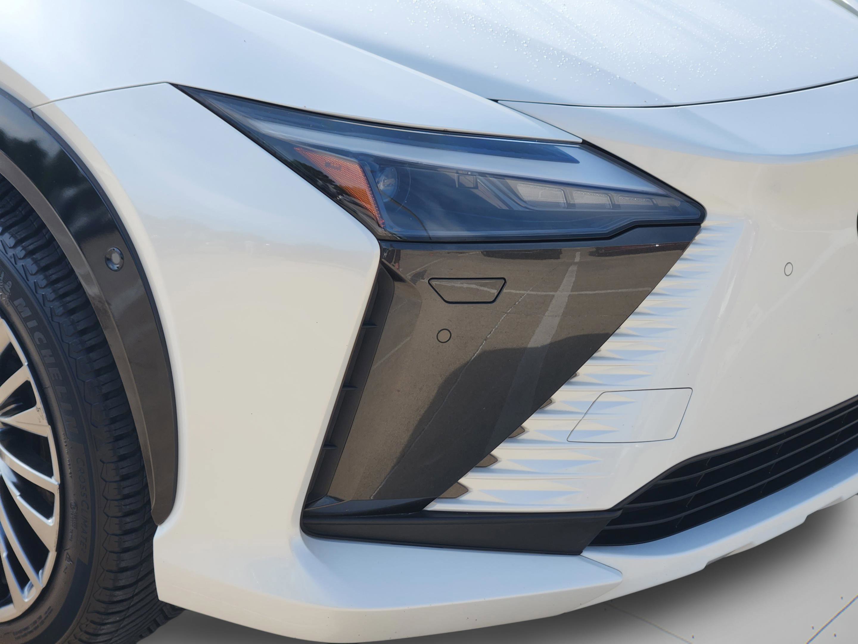 Used 2023 Lexus RZ 450e Premium w/ Accessory Package (Z1) image 35