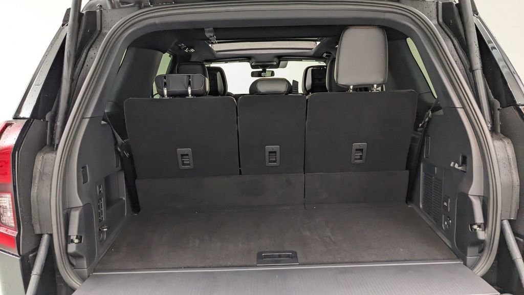 New 2026 Ford Expedition Tremor image 8