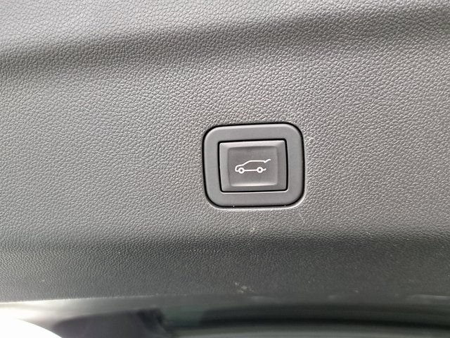 Used 2025 Chevrolet Tahoe LT AWD/4WD image 34