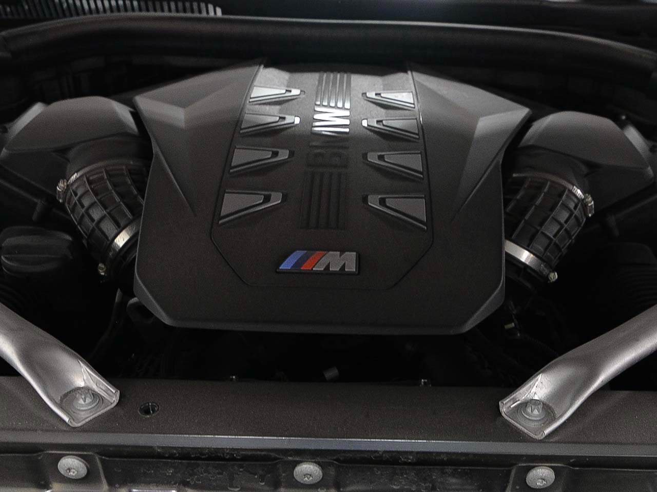 Used 2024 BMW X5 M60i AWD/4WD image 17