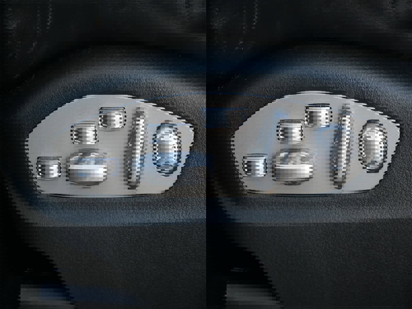 Used 2014 Porsche Cayenne Turbo image 9