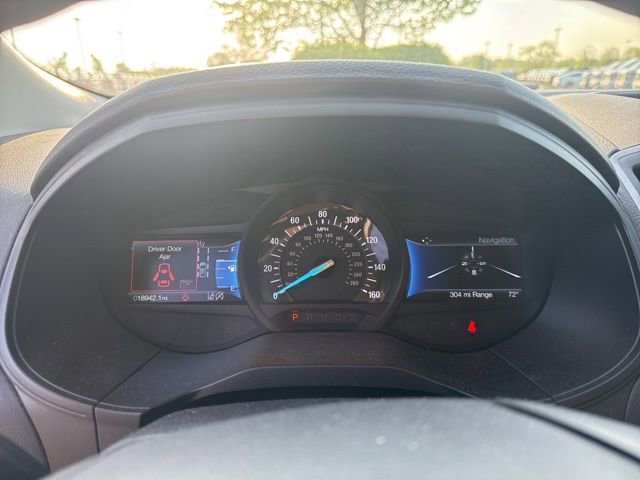 Used 2022 Ford Edge SEL w/ Sport Appearance Package image 16