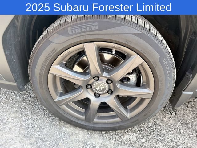 Used 2025 Subaru Forester Limited AWD/4WD image 23