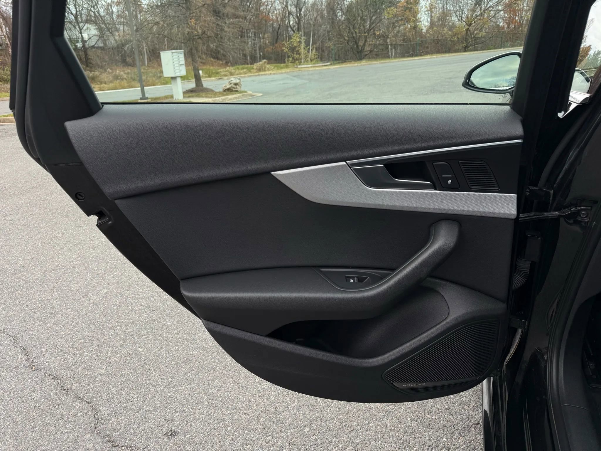 Used 2018 Audi A4 2.0T Ultra Premium Plus w/ Premium Plus Package image 22