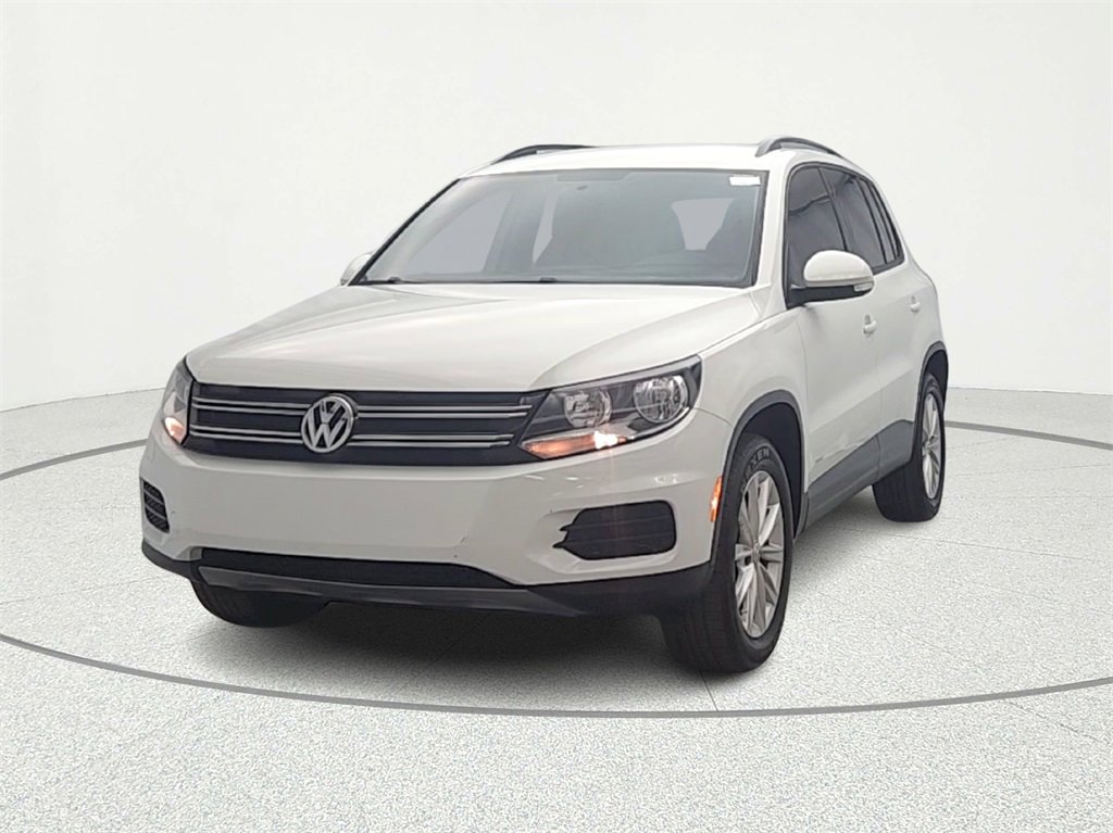 Used 2017 Volkswagen Tiguan Limited w/ Premium Package image 2
