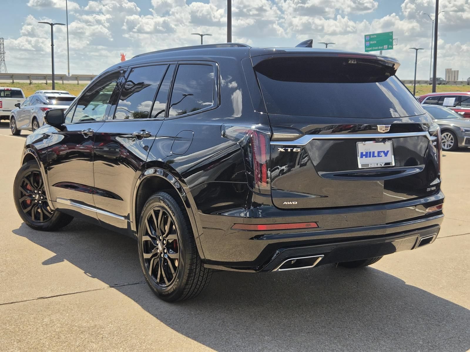 Used 2022 Cadillac XT6 Sport w/ Technology Package AWD/4WD video 3