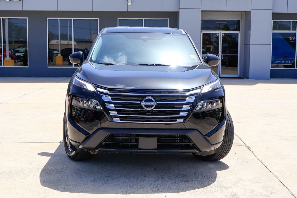 Certified 2026 Nissan Rogue SV w/ Cold Weather Package FWD image 22