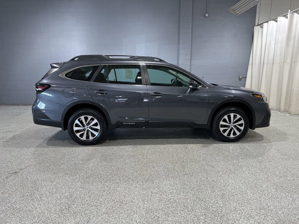 Used 2021 Subaru Outback 2.5i image 3
