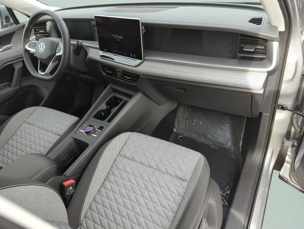 New 2026 Volkswagen Tiguan S FWD image 39
