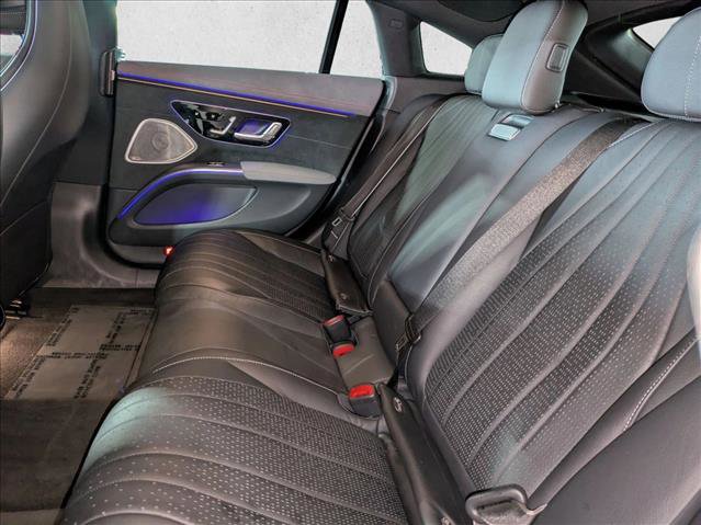 Certified 2022 Mercedes-Benz EQS 580 4MATIC Sedan image 22