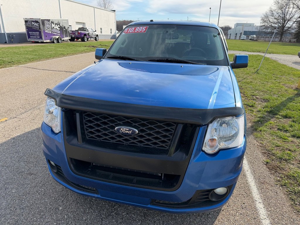 Used 2010 Ford Explorer Sport Trac Limited image 4