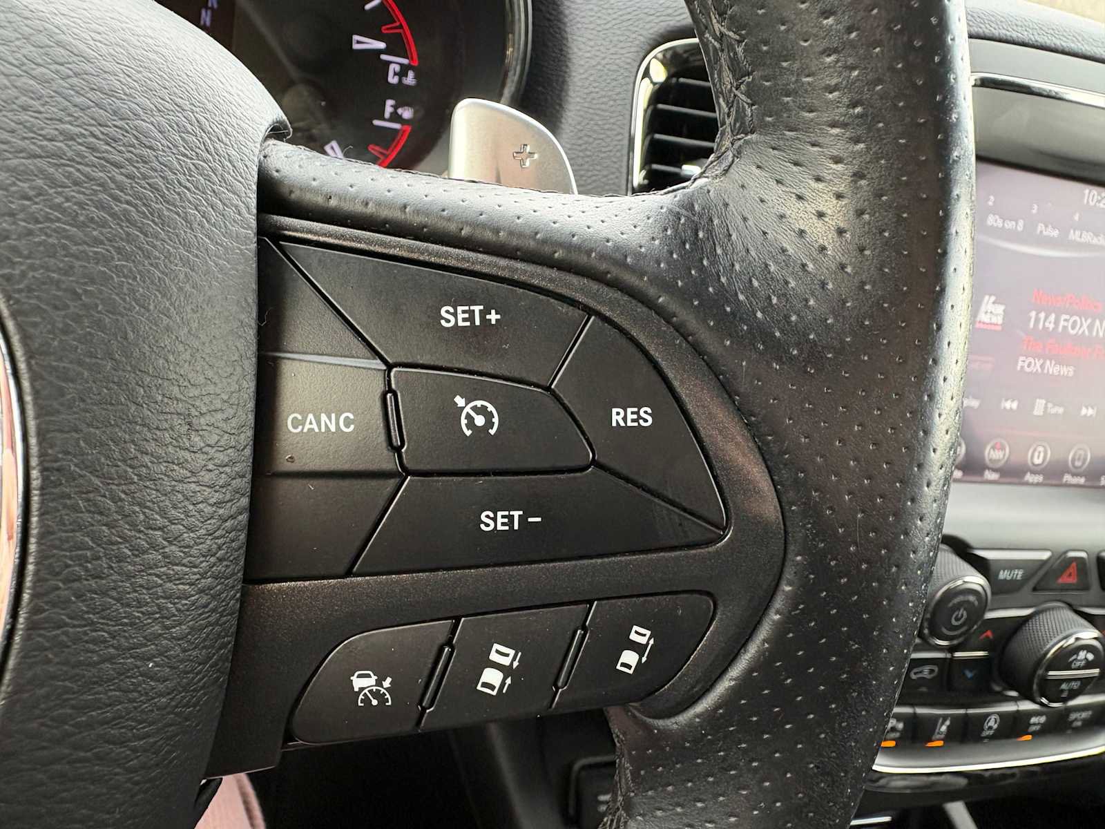Used 2020 Dodge Durango GT image 29