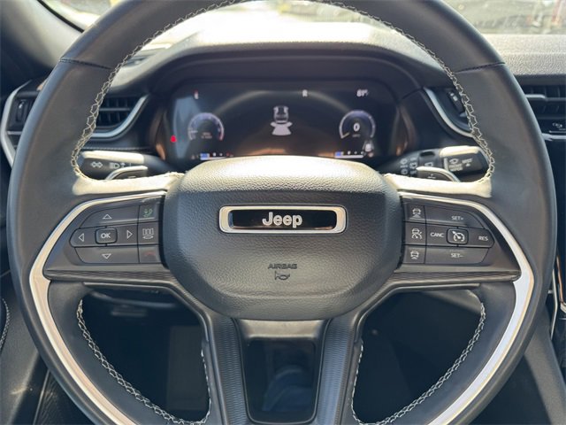 Used 2023 Jeep Grand Cherokee Altitude image 21
