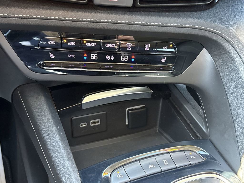 Used 2021 Buick Envision Essence image 20