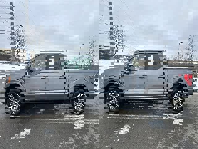 Used 2021 Ford F150 XL w/ STX Appearance Package image 2