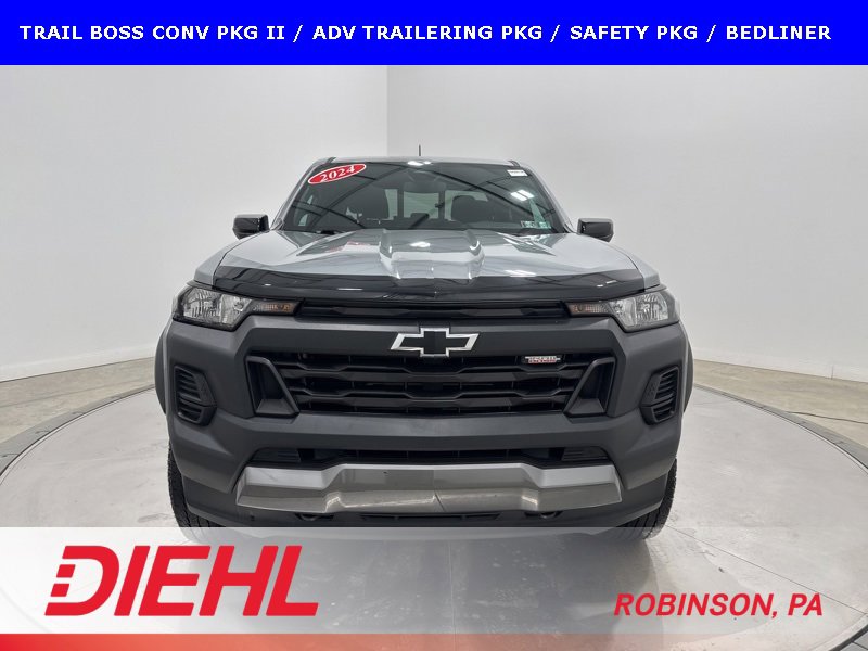 Used 2024 Chevrolet Colorado Trail Boss w/ Advanced Trailering Package image 2