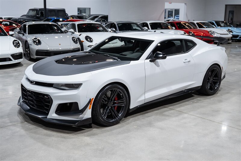 Used 2018 Chevrolet Camaro ZL1 RWD image 2