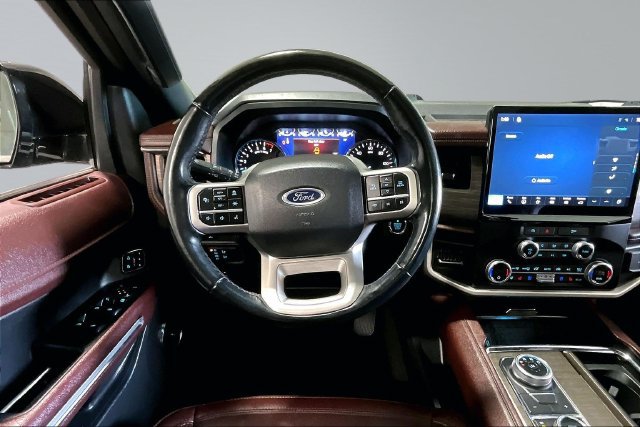 Used 2024 Ford Expedition Limited AWD/4WD image 8