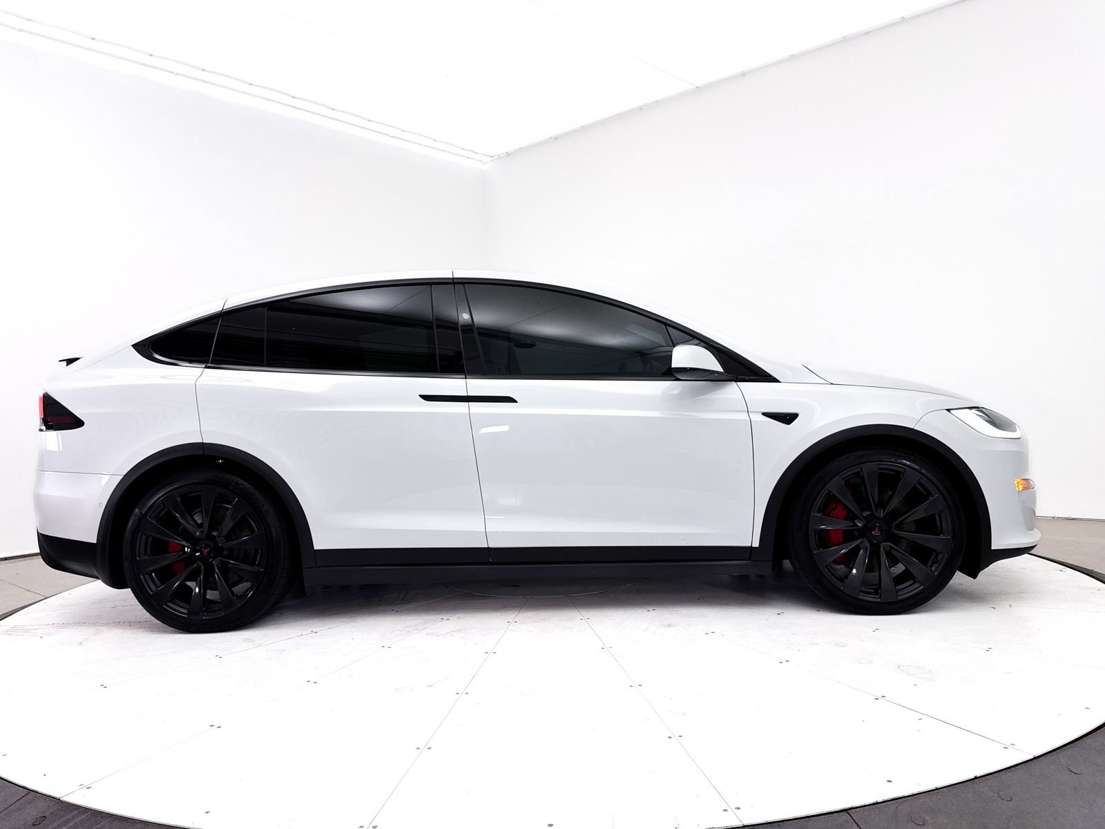 Used 2022 Tesla Model X Plaid AWD/4WD image 40