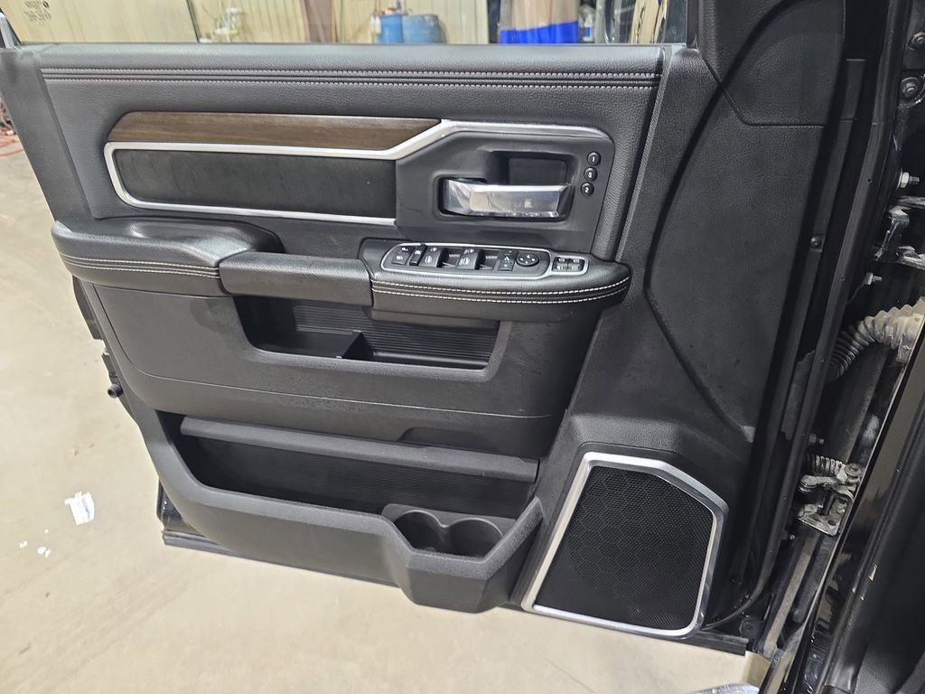 Used 2023 RAM 3500 Laramie image 28
