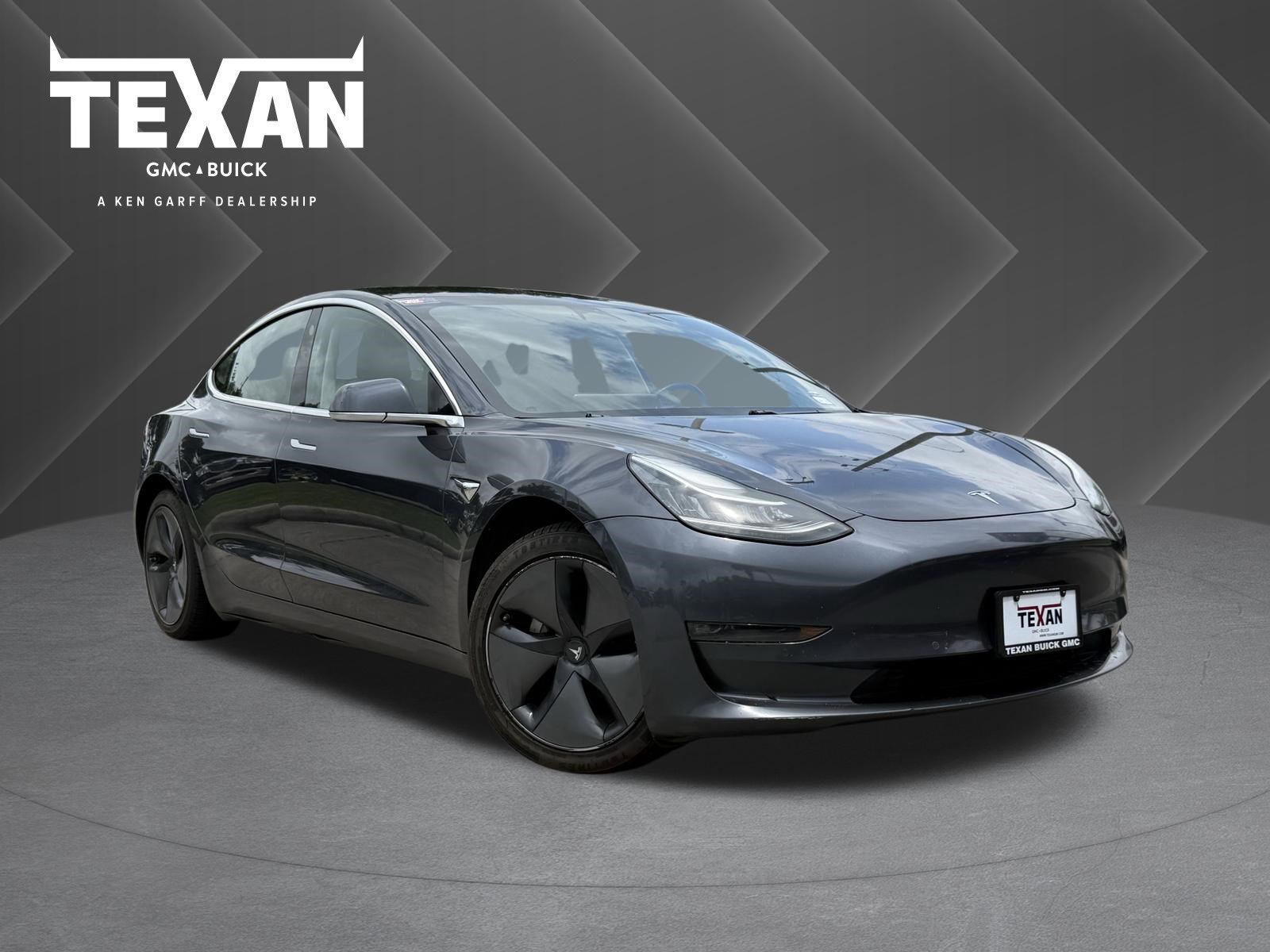 Used 2018 Tesla Model 3 Long Range RWD image 1
