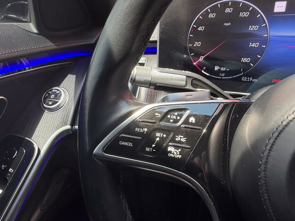 Used 2022 Mercedes-Benz S 500 4MATIC w/ AMG Line Package image 19