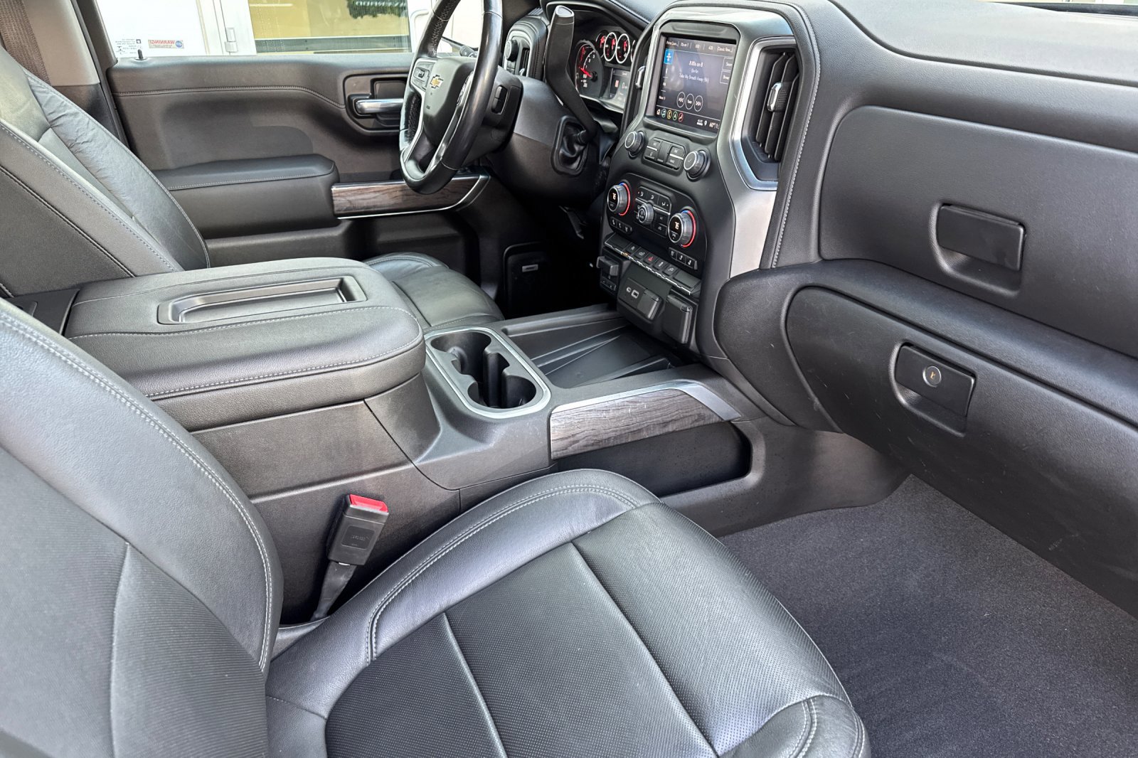 Used 2019 Chevrolet Silverado 1500 LTZ w/ LTZ Convenience Package image 15