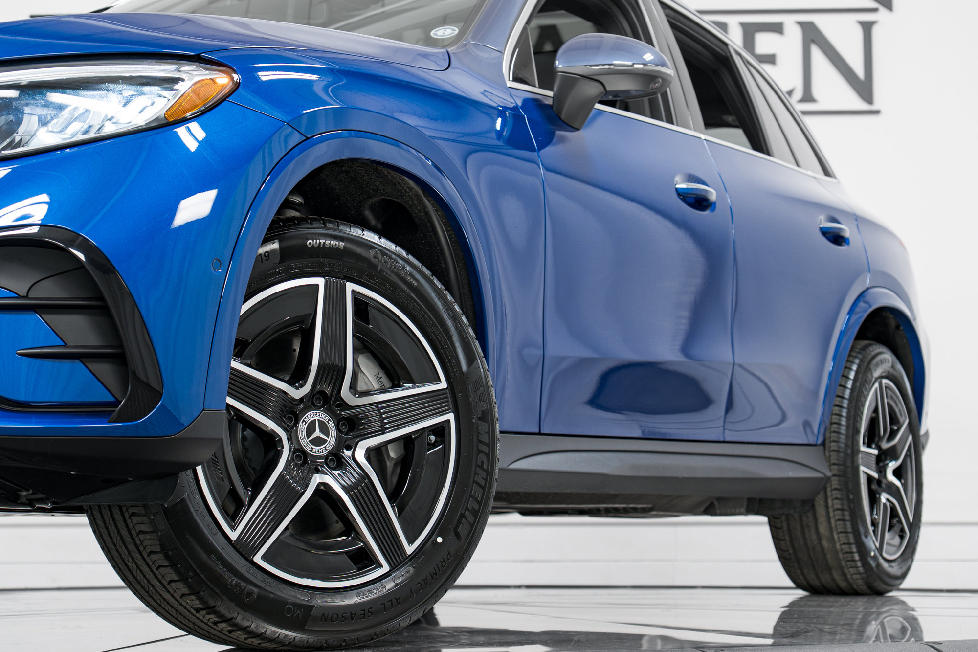 New 2026 Mercedes-Benz GLC 300 4MATIC image 27