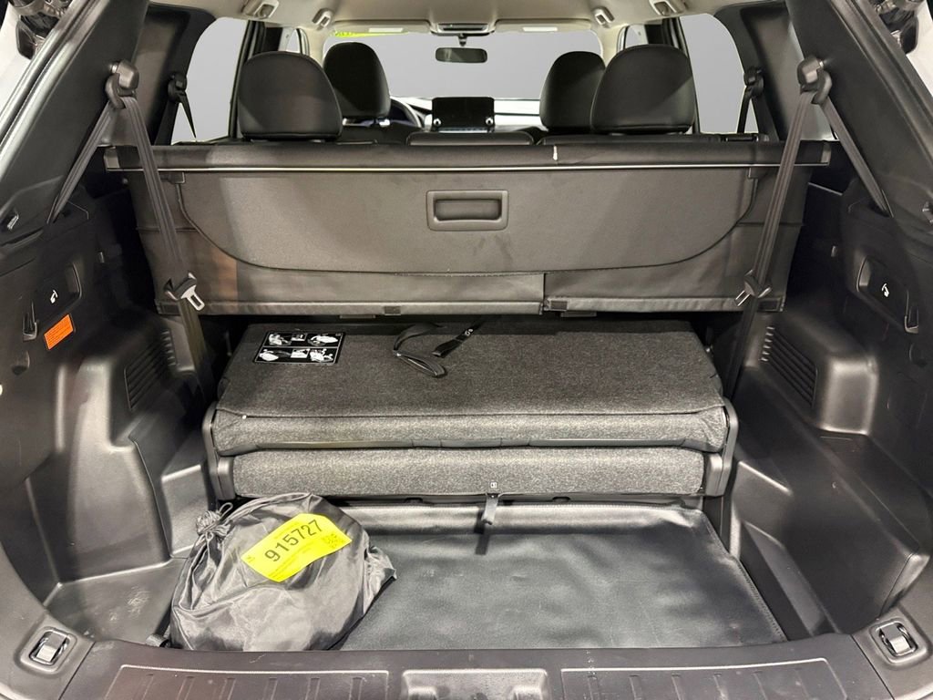 Used 2023 Mitsubishi Outlander SE image 5