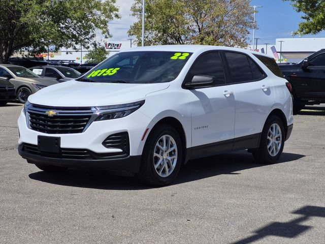 Used 2022 Chevrolet Equinox LS w/ LS Convenience Package FWD image 3