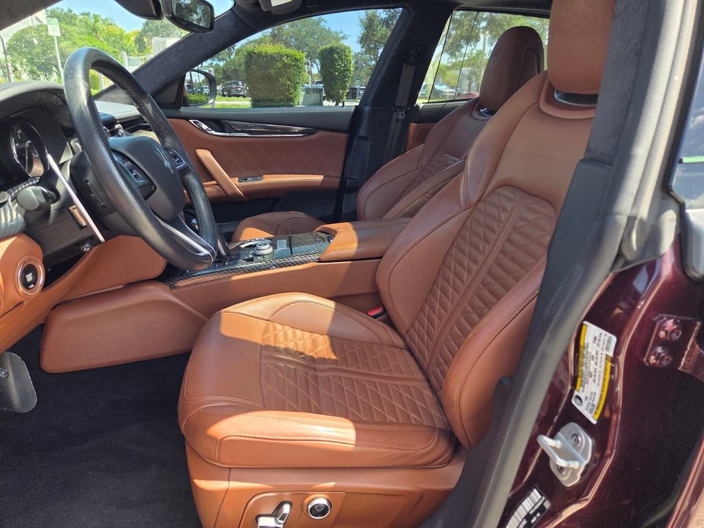 Used 2022 Maserati Quattroporte Trofeo RWD image 12