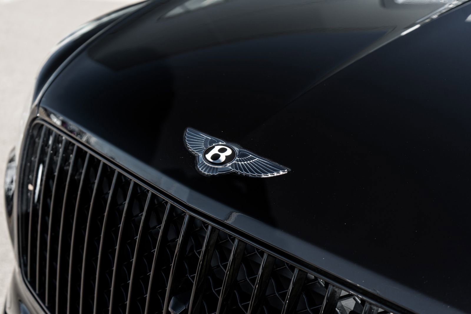 Used 2024 Bentley Bentayga Extended Wheelbase image 20