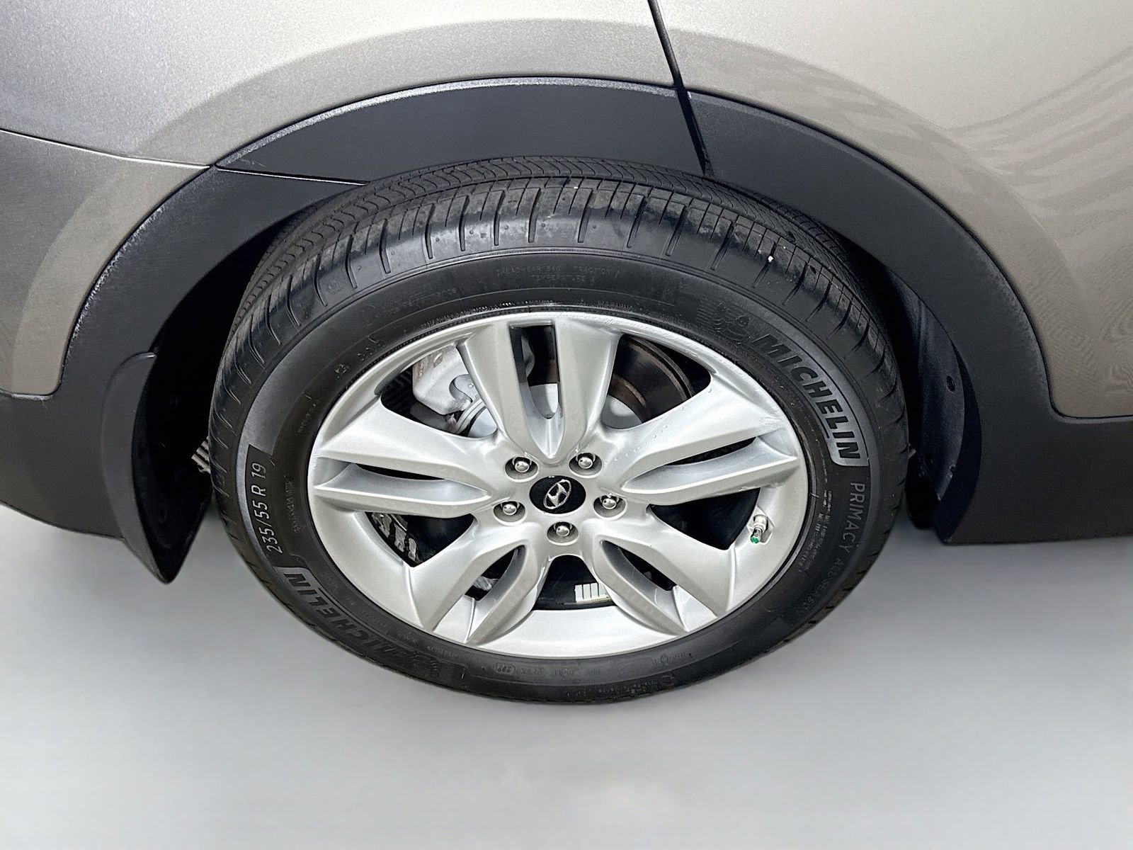 Used 2016 Hyundai Santa Fe Sport 2.0T w/ Option Group 05 FWD image 29