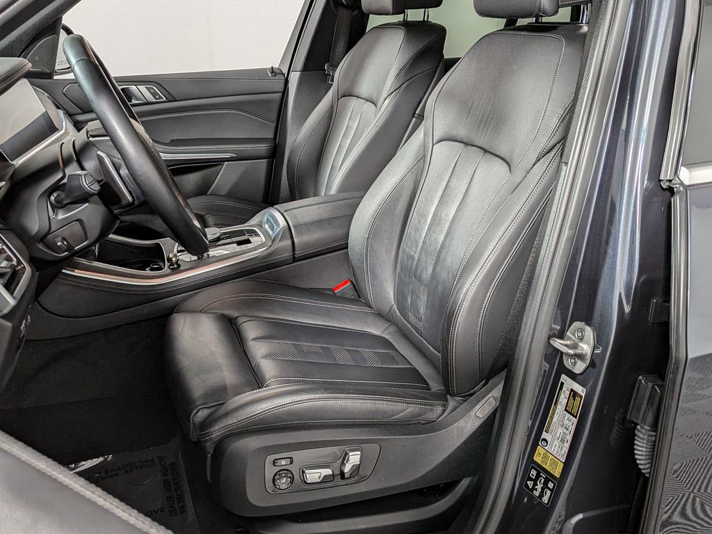 Used 2020 BMW X5 xDrive40i w/ Premium Package image 17