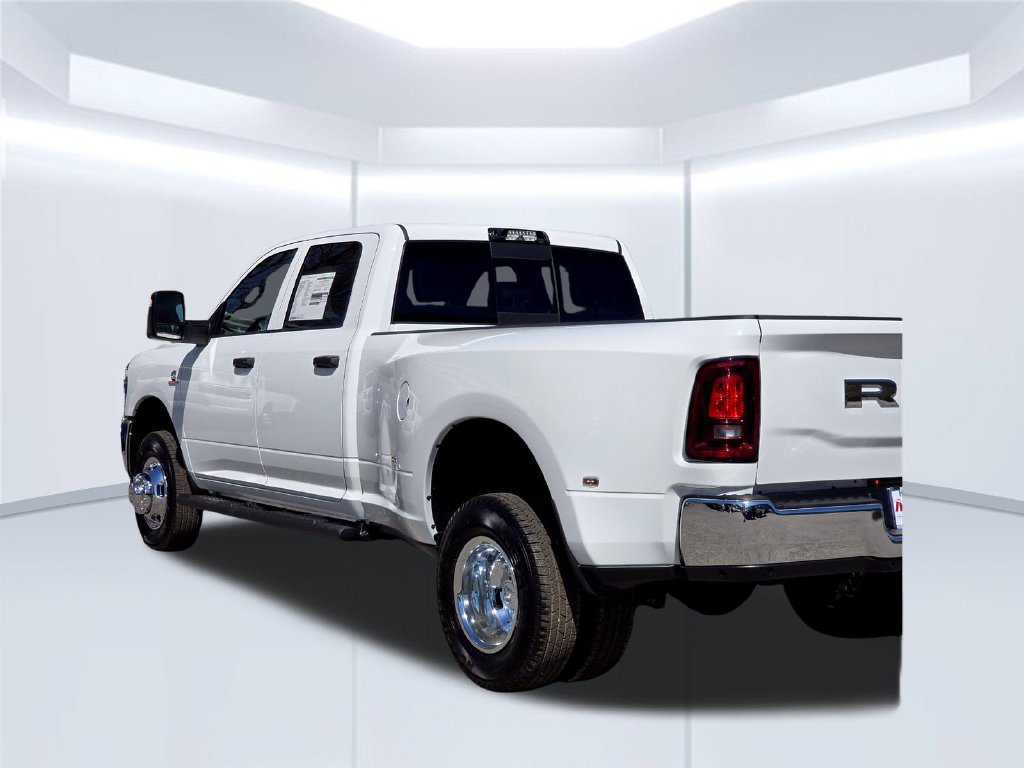 New 2026 RAM 3500 Tradesman AWD/4WD image 41