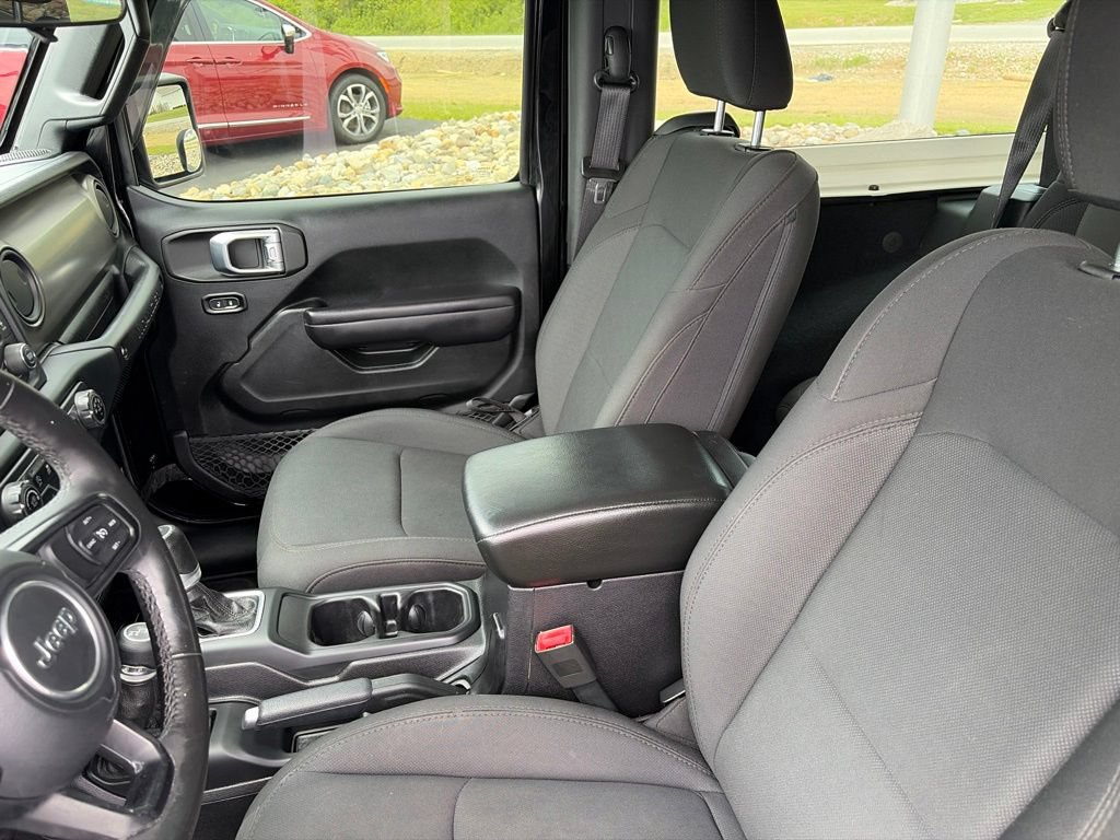 Certified 2018 Jeep Wrangler Sport AWD/4WD image 18