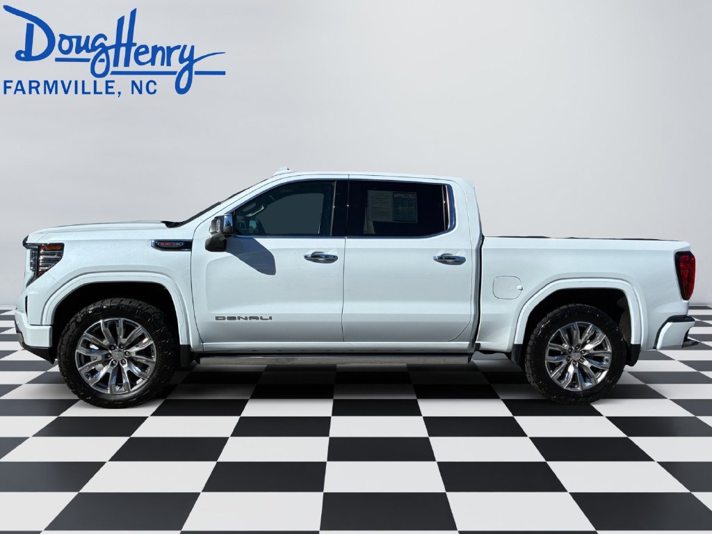 Used 2026 GMC Sierra 1500 Denali AWD/4WD image 2