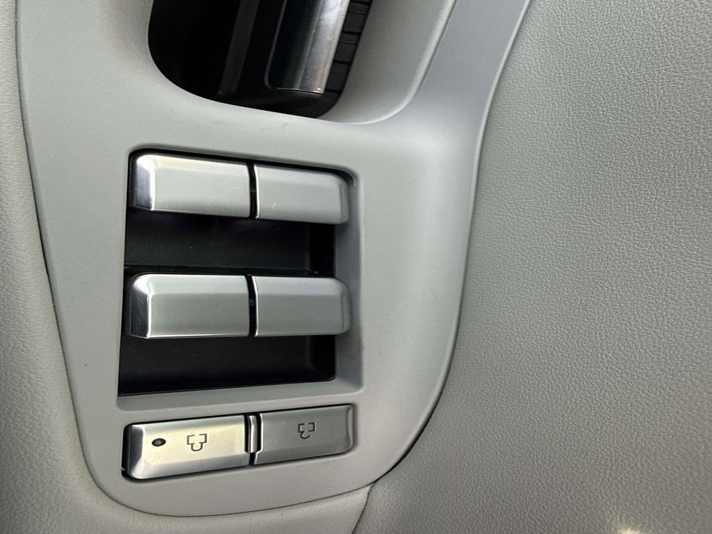 New 2026 Lincoln Navigator Reserve w/ Jet Appearance Package image 21