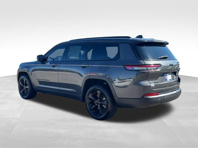 Used 2023 Jeep Grand Cherokee L Laredo AWD/4WD image 3