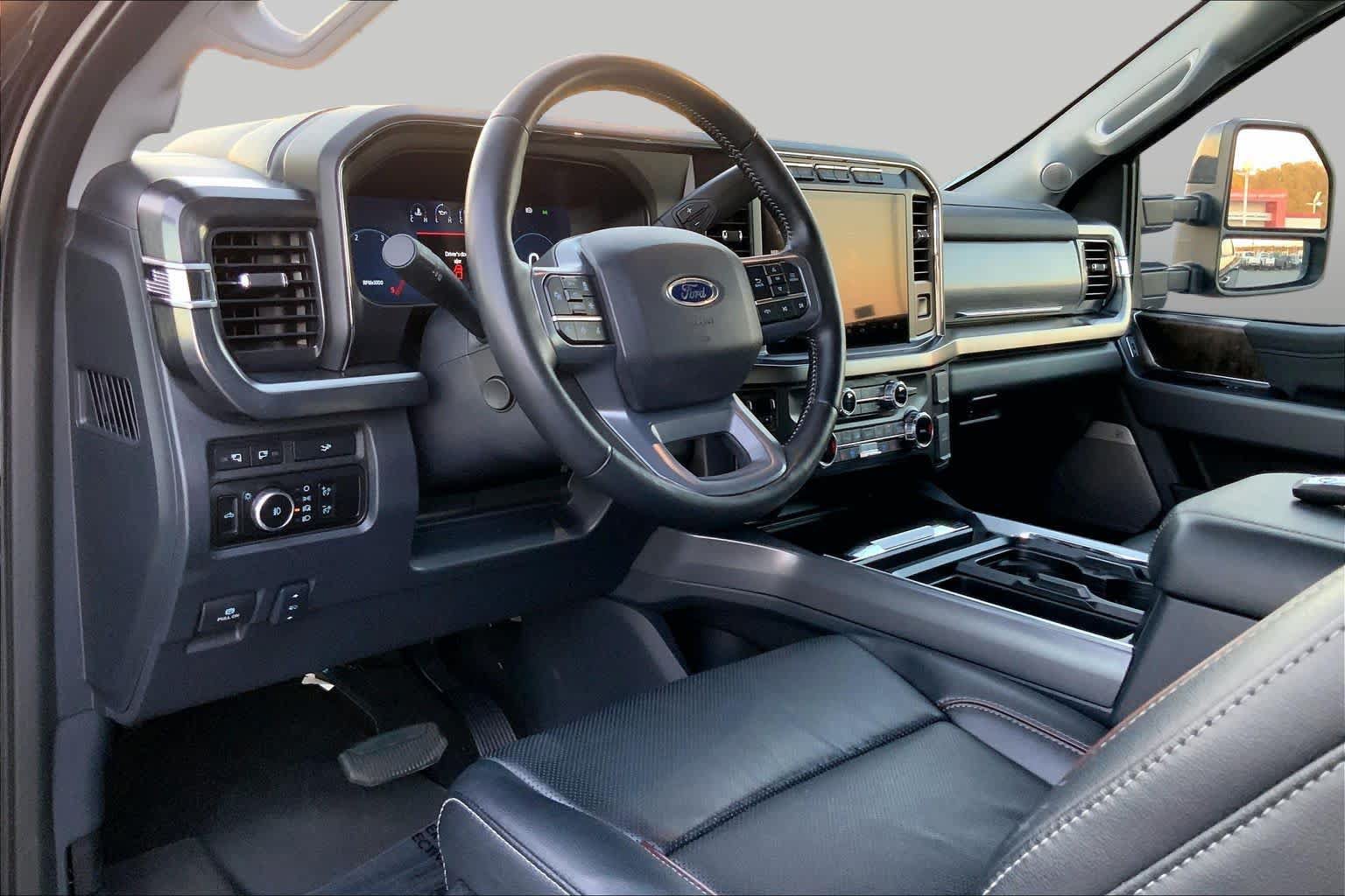 Used 2024 Ford F250 Lariat w/ Lariat Ultimate Package AWD/4WD image 17