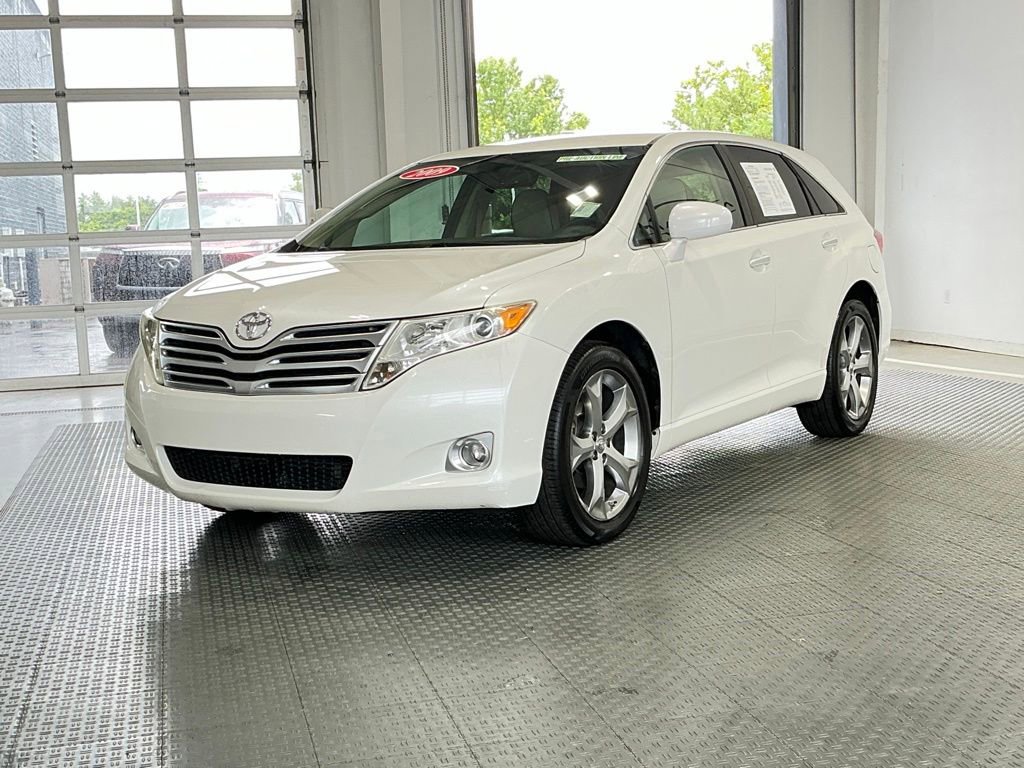 Used 2009 Toyota Venza AWD image 2