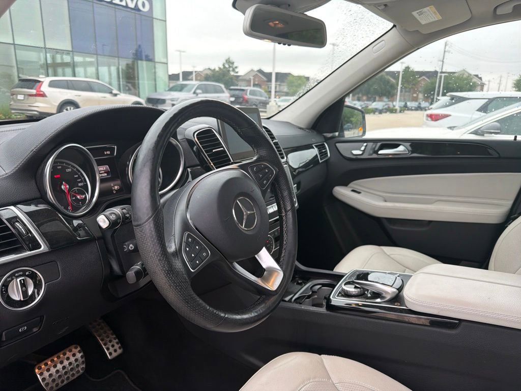 Used 2016 Mercedes-Benz GLE 400 4MATIC image 9