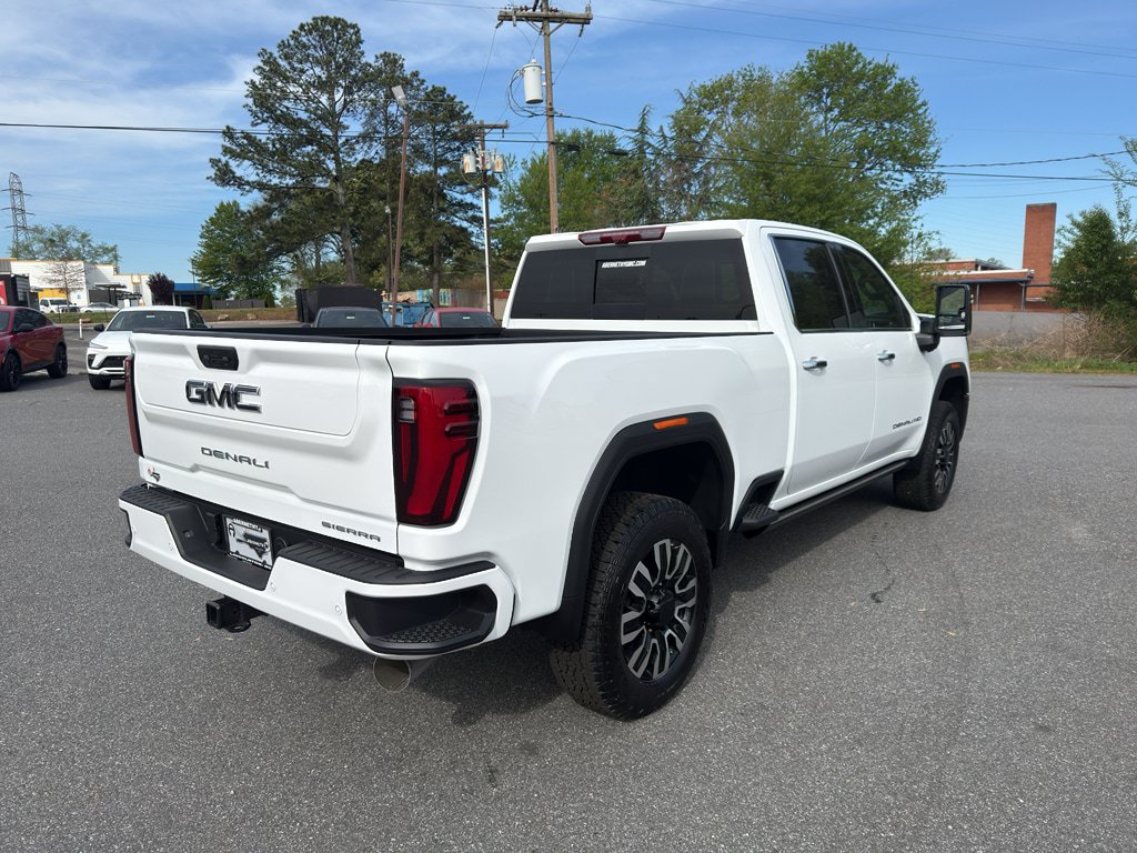 New 2026 GMC Sierra 2500 Denali Ultimate AWD/4WD image 5