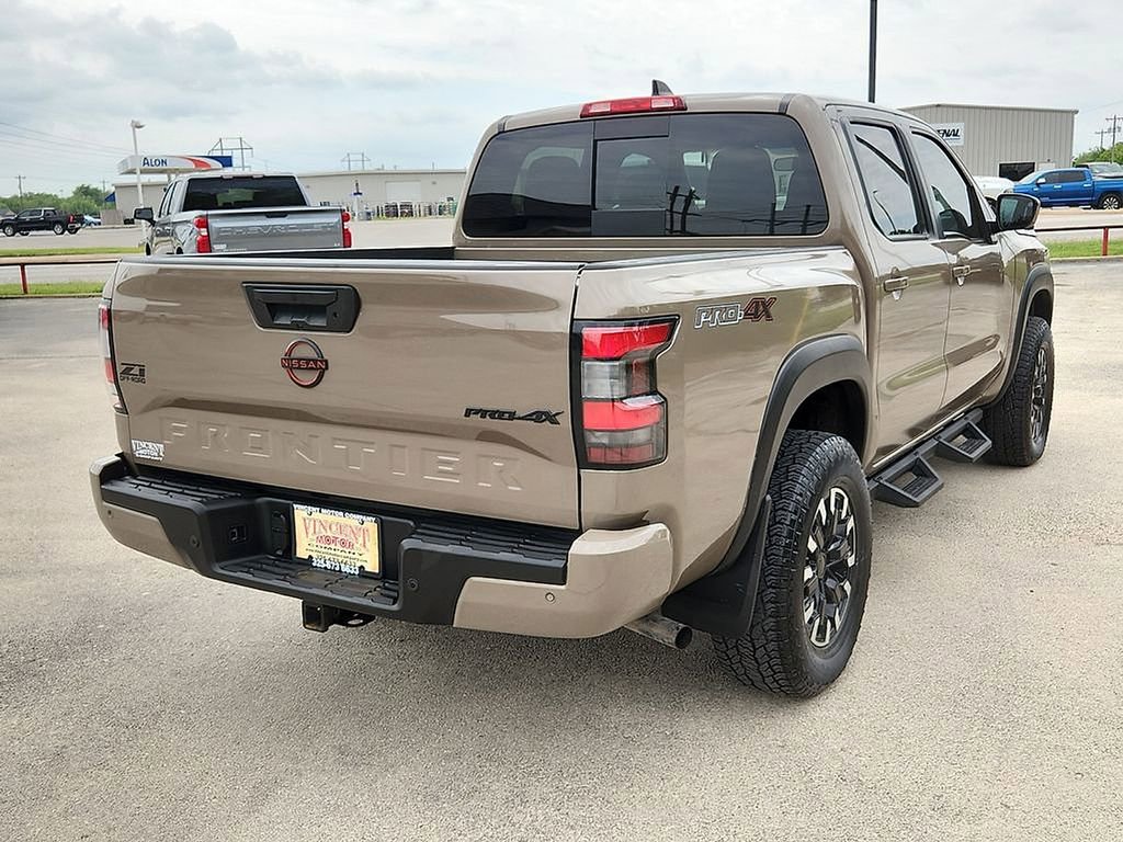 Used 2023 Nissan Frontier PRO-4X w/ Pro Convenience Package AWD/4WD image 5